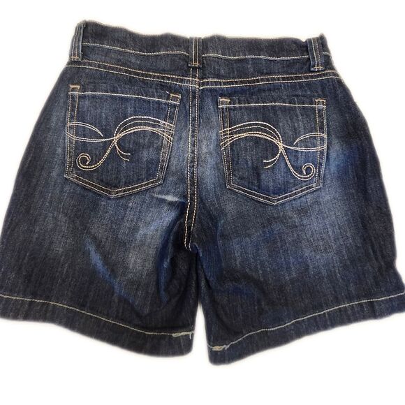 5/$55 Cabela's 99% Cotton Dark Blue Wash Denim Shorts, 8 Regular - Picture 2 of 6
